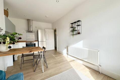 Southville, North Street, BS3 1HJ photo 4