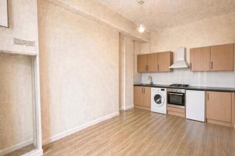 Studio flat on Archway Road, Highgate, N6, £901/mo