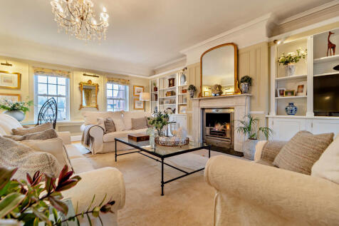 8632598-interior2...