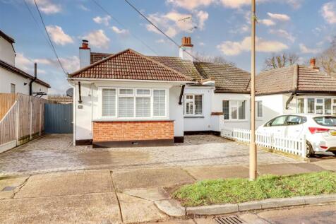 Benfleet, SS7 - property photo