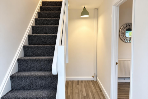 Acacia Drive, Leegomery, Telford photo 5