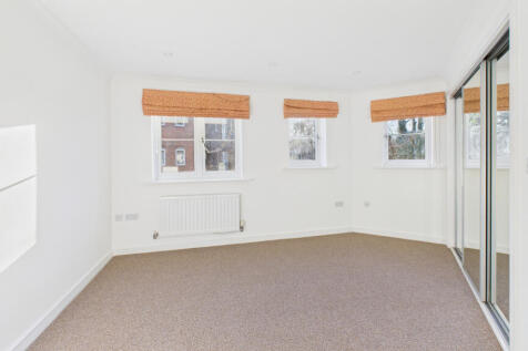 CAM04968G0-PR0081-STILL011