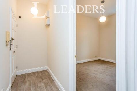 Chapelfields, Cuckfield, Haywards Heath, RH17 photo 4