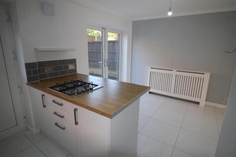 Roby Close, Rainhill, L35 photo 4