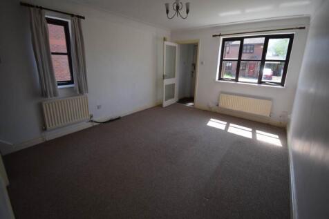 Pipers Court, Hoole, Chester photo 3