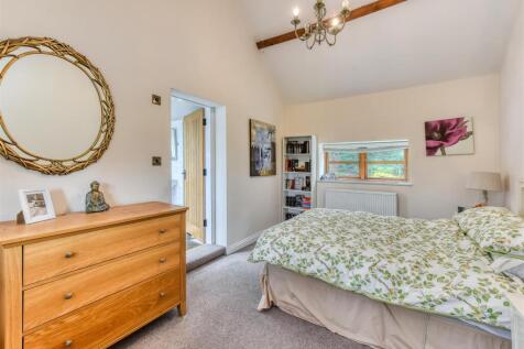 The Dower House-The Coach House bed1.jpg