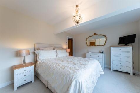 17 Abbotts Road-015.jpg