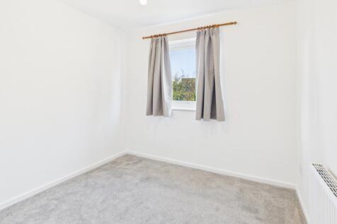 CAM02519G0-PR0375-STILL006