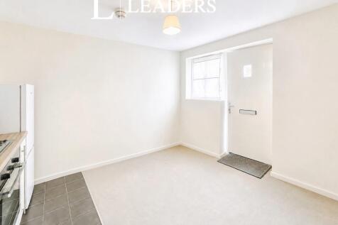 Apple Avenue, Fernwood, Newark, NG24 photo 3
