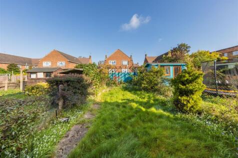 Courtenay Road, E17