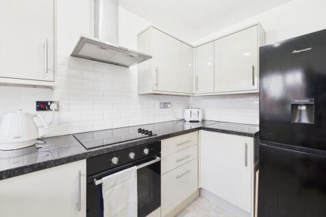 CAM02854G0-PR0489...