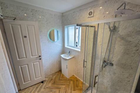 WhatsApp Image 2025-10-08 at 11.33.52 (11).jpeg