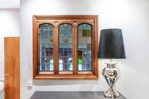 THE DRIFT BRIDGE, FLAT 3 (EXTRAS)-42.jpg