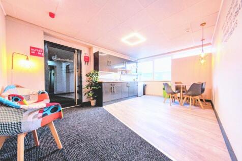 Serviced Office to rent Image 3