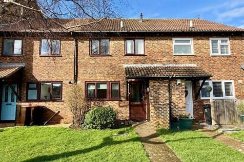 6 Dinsdale Garden...