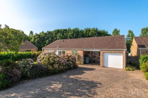 Welcome to 67 Forest Way