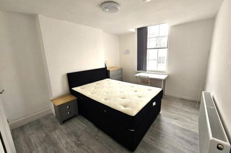 Flat 2, 31 Bath Street, Leamington Spa photo 3