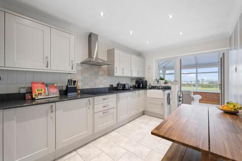 6 Sedgebrook Road-7.jpg
