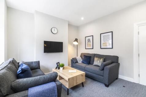 Hessle Terrace, Leeds photo 4