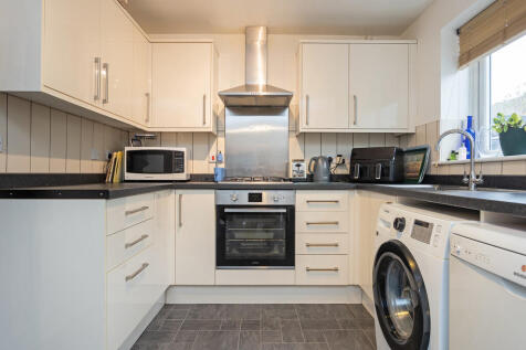 16 Beech Tree Rd ...