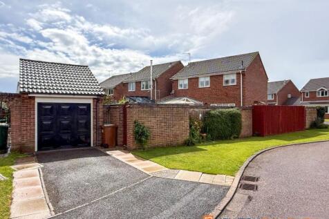 Garage &amp; Driveway To Rear