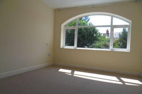 Earl Manor, Melton Street photo 5