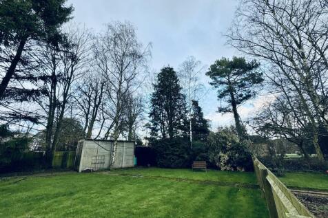 Building Plots, 13 Hartwell Road