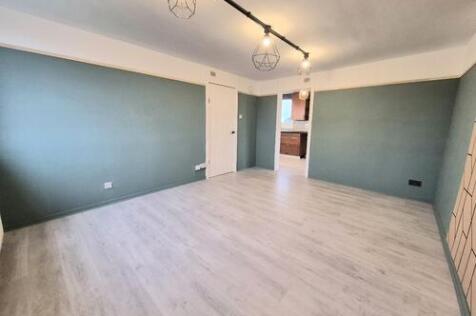East Main Street, Whitburn, EH47 photo 3