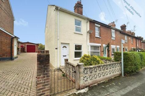 3-bed terraced on Lavender Hill Tonbridge TN9, £1,800/mo