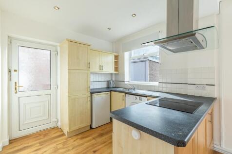 Sandway, Cross Gates, Leeds, LS15 photo 3