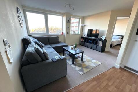 Living Room.jpg