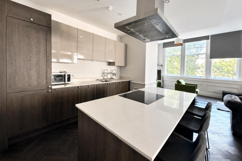 dining kitchen.png