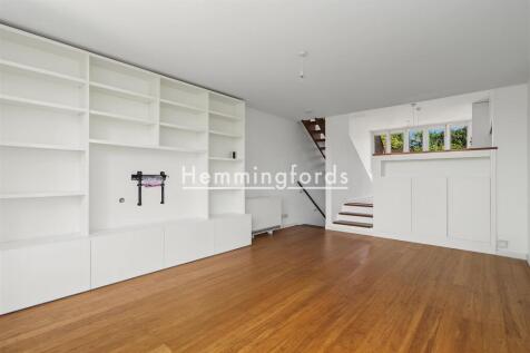 Highgate Spinney N8-3.jpg