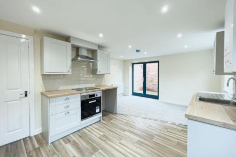 Chapel Street, Easingwold, YO61 photo 3