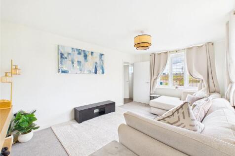 Nevinson Place, Lower Broadheath, Worcester, Worcestershire, WR2 photo 3