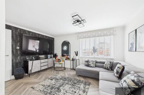 Arnott Quadrant, Motherwell, ML1 photo 3