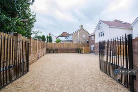 Chelmsford Road, Shenfield, Brentwood, CM15 photo 4