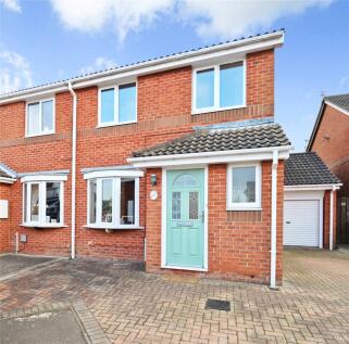 Whitley Bay, NE25 - property photo