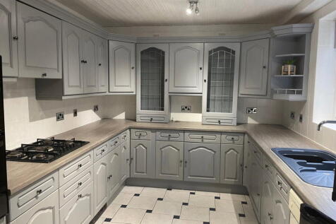 Park Avenue, Barrow-in-furness, LA13 9BN photo 4