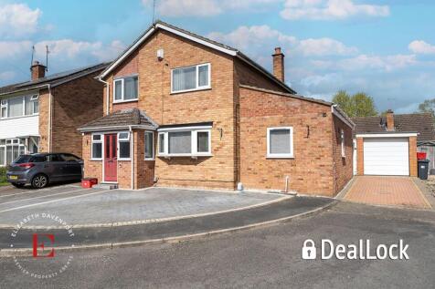 Warwick, CV34 - property photo