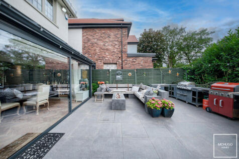 5 bed, 4 bath Detached in Birmingham - Photo 32