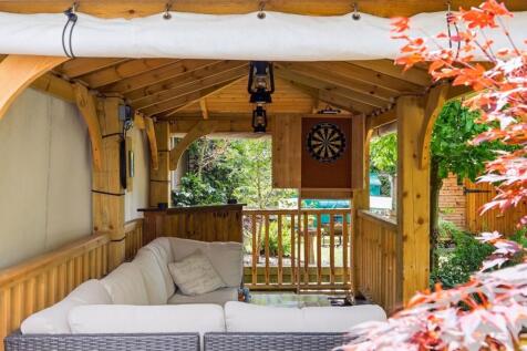 Covered Garden Seating Area