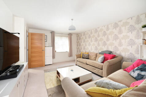 8 Clarks Farm Way...