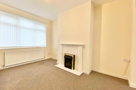 Collinge Avenue, Middleton, Manchester, M24 photo 5