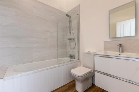 A26 - Barns @ Higher Court Barns, Littlehempston -