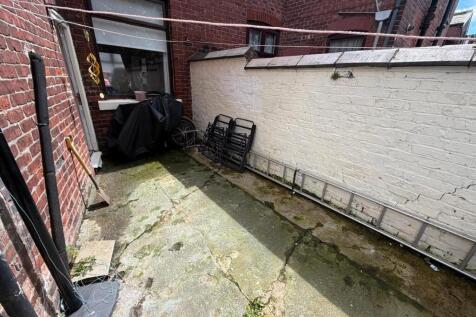 Rear Yard.jpeg