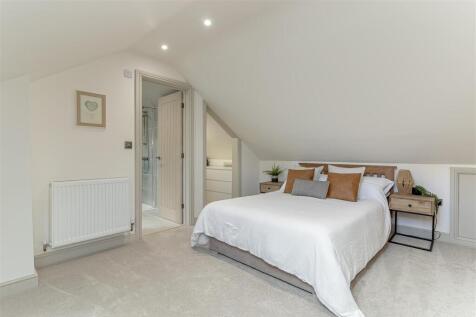 Master Bedroom - A.jpg