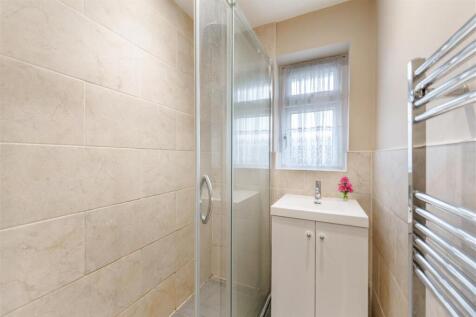 14 Lynton Close, Isleworth TW7 7ET-10.JPG