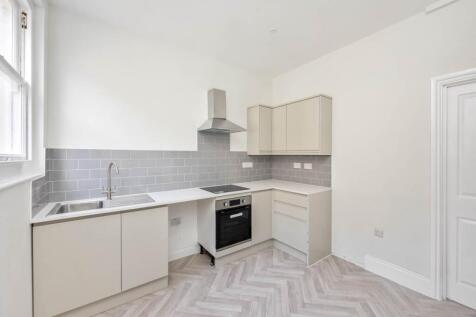 First Floor Flat 2-0