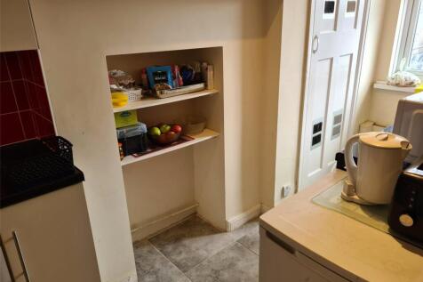 Stonecot Hill, Sutton, Surrey, SM3 photo 5